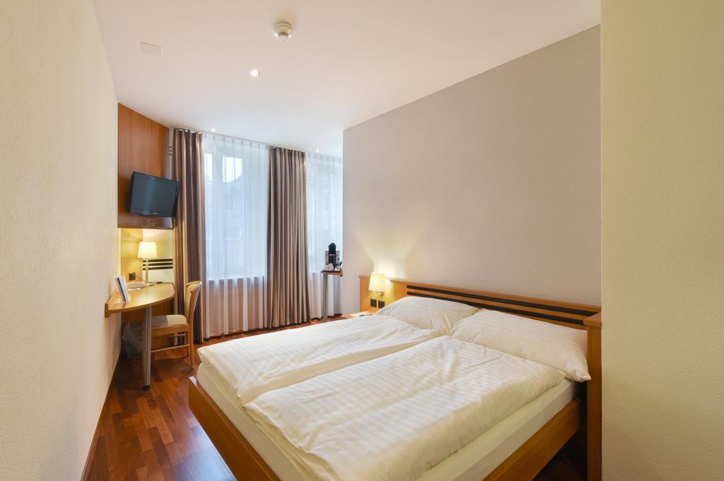Apart Hotel Amadeo Zofingen Phòng bức ảnh