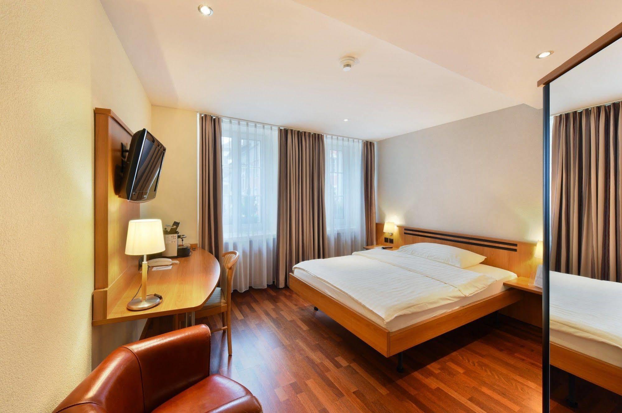 Apart Hotel Amadeo Zofingen Ngoại thất bức ảnh